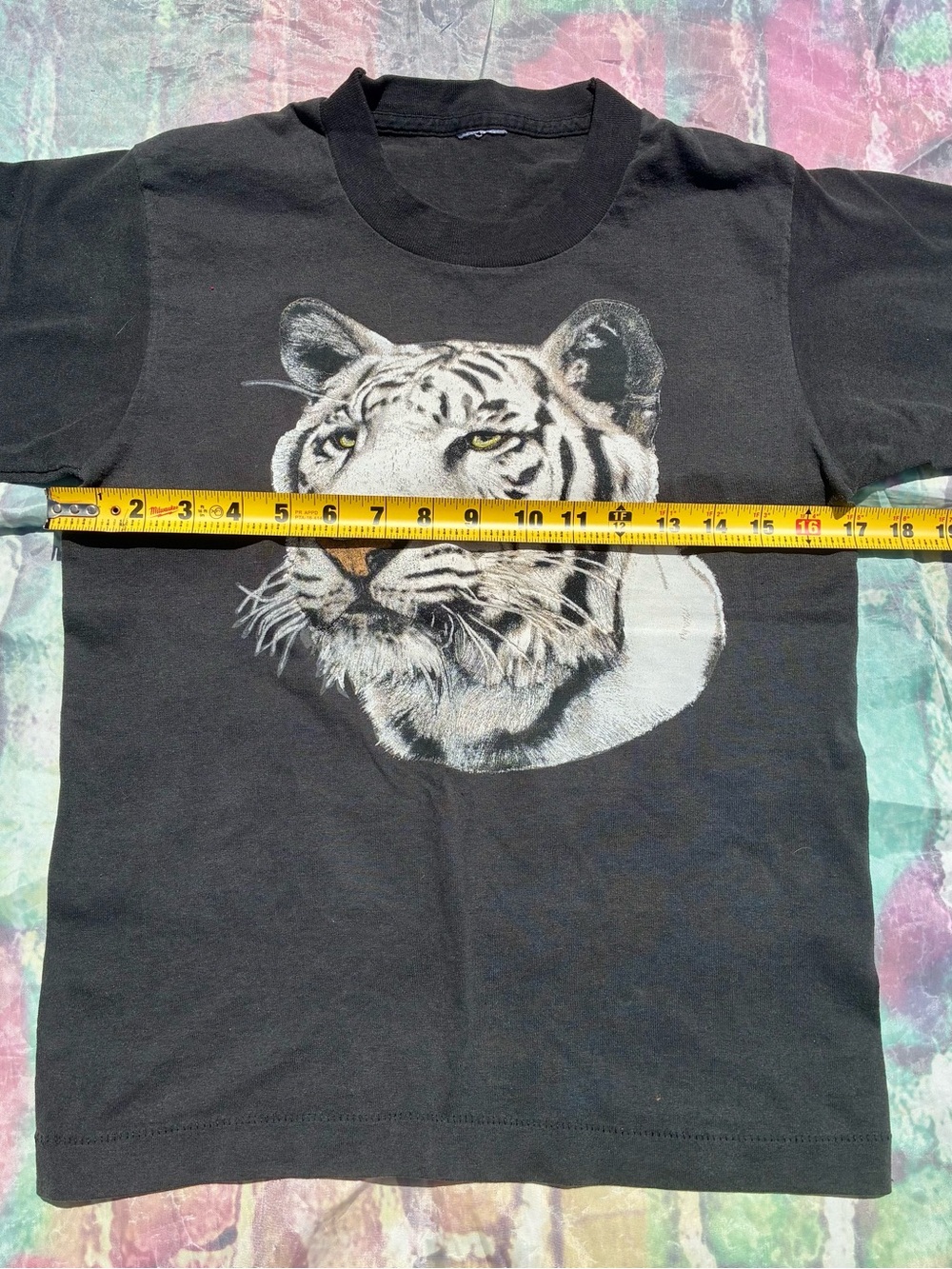Vintage grunge Black Tiger Graphic Tee